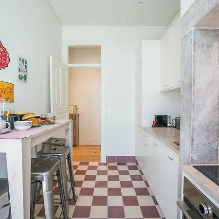 Apartment Stylish Near Av. Liberdade
