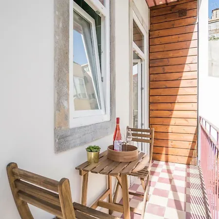 Apartment Stylish Near Av. Liberdade