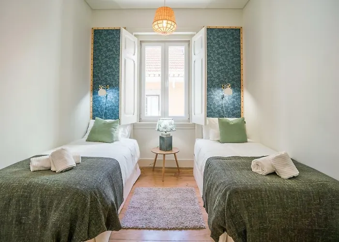 Stylish Near Av. Liberdade