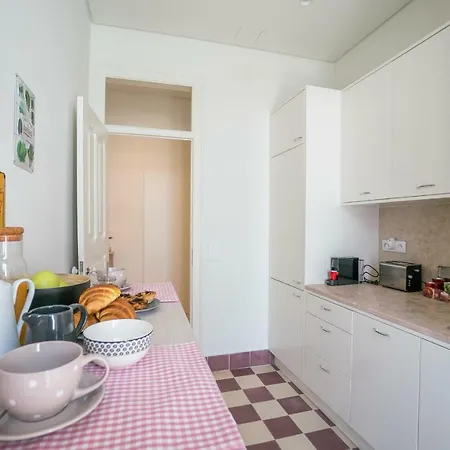 Stylish Near Av. Liberdade شقة