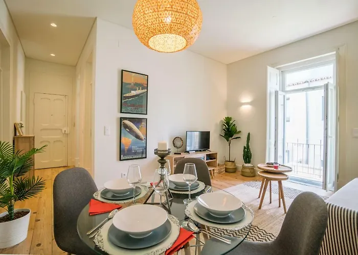 Stylish Near Av. Liberdade